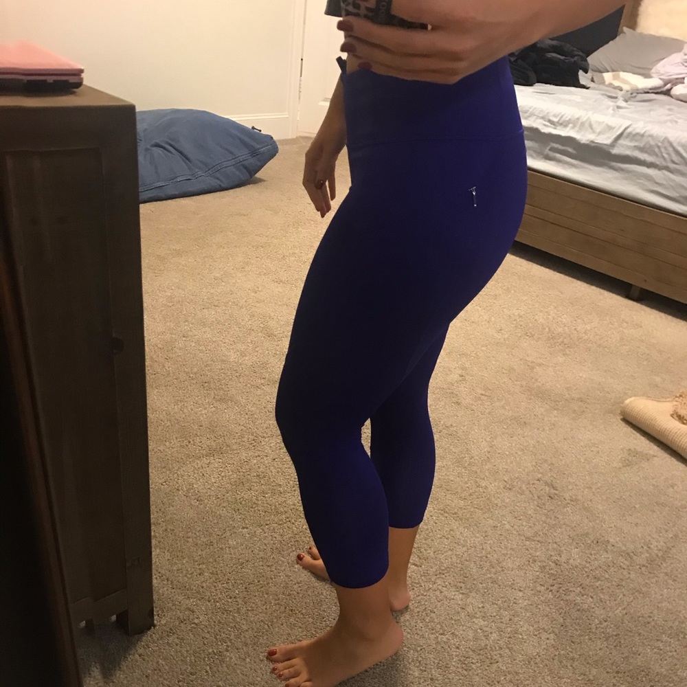 Athleta purple leggings